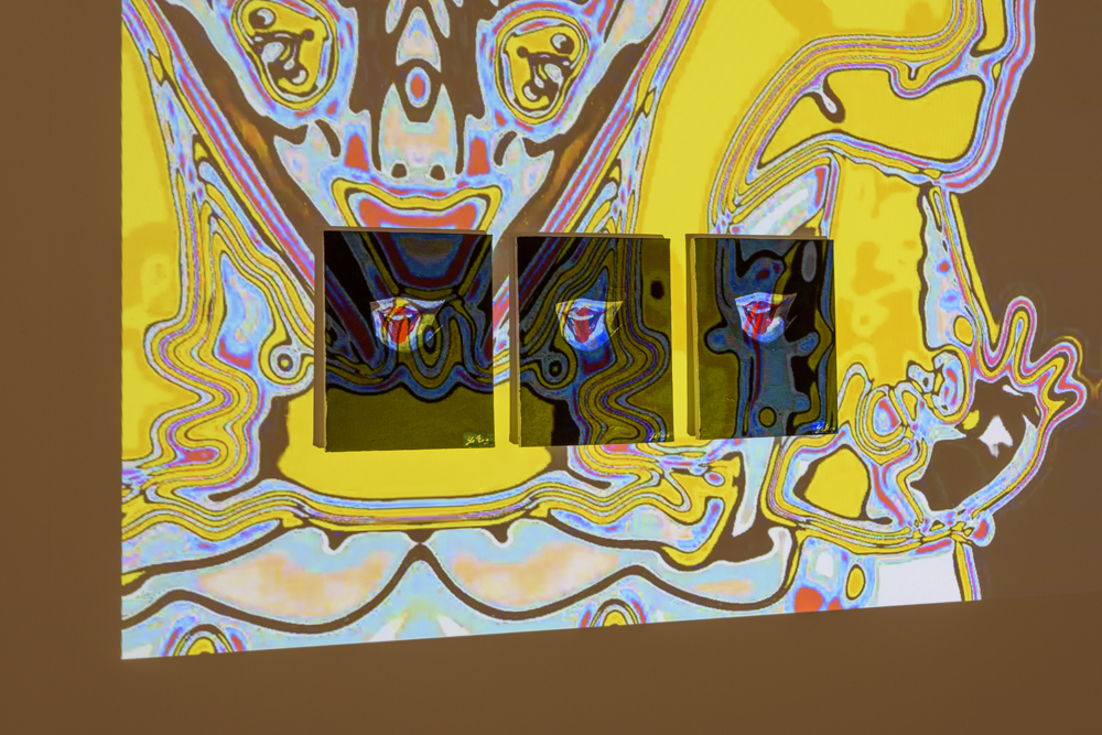 "slip off slip-摺れ摺れ草- With Mask Portrait" 2021, YUKIKOMIZUTANI, photo by Norihiro Ueno