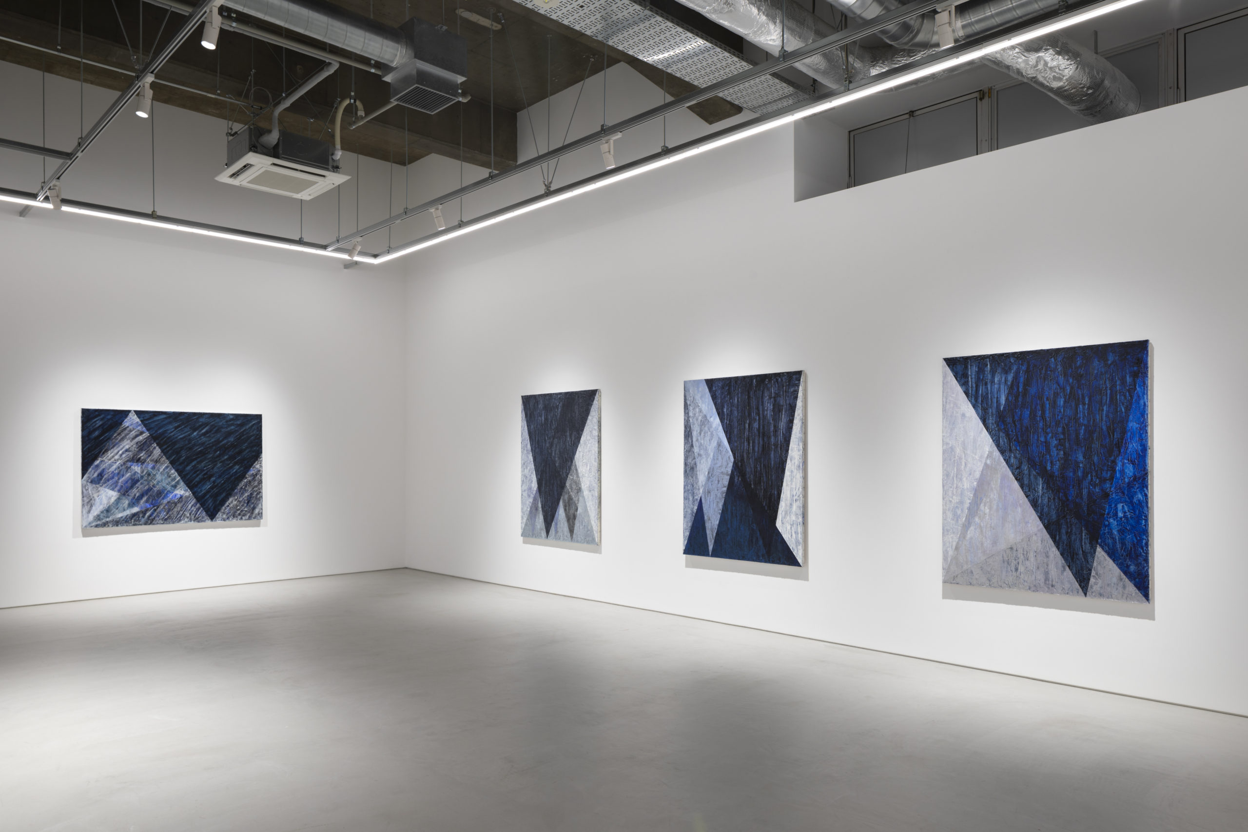 'Accumulating as we pass by' 2022, YUKIKOMIZUTANI - photo by Shunta Inaguchi